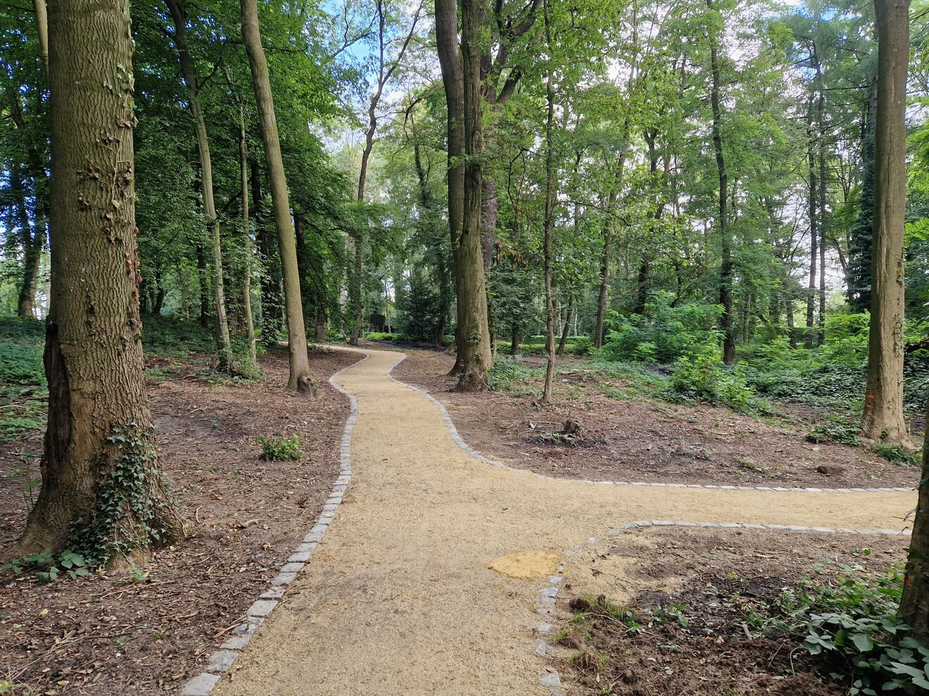 Parc Paul Trigalet, allée Verte à Jumet